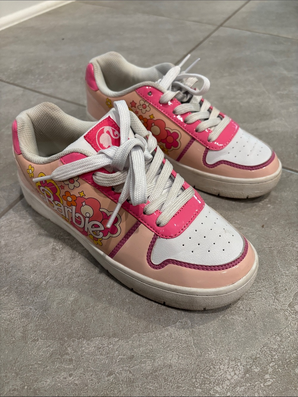 Barbie Women’s Pink Floral Sneakers Size 7 Retro Y2K